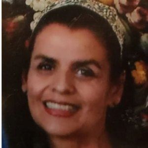 Meet your Posher, Dana